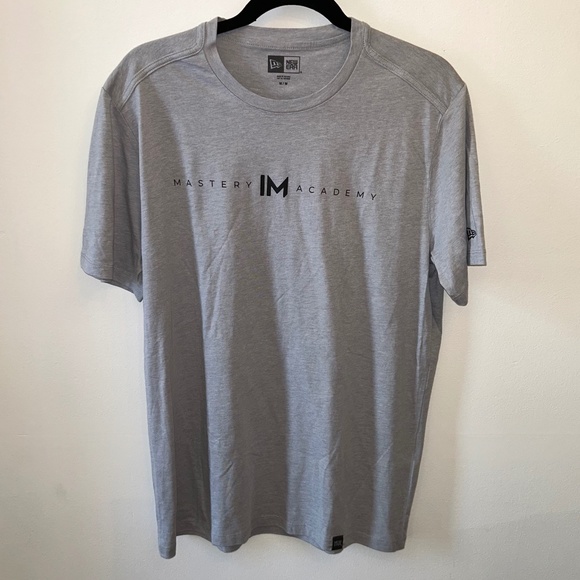 New Era Other - New Era Tee in like new condition